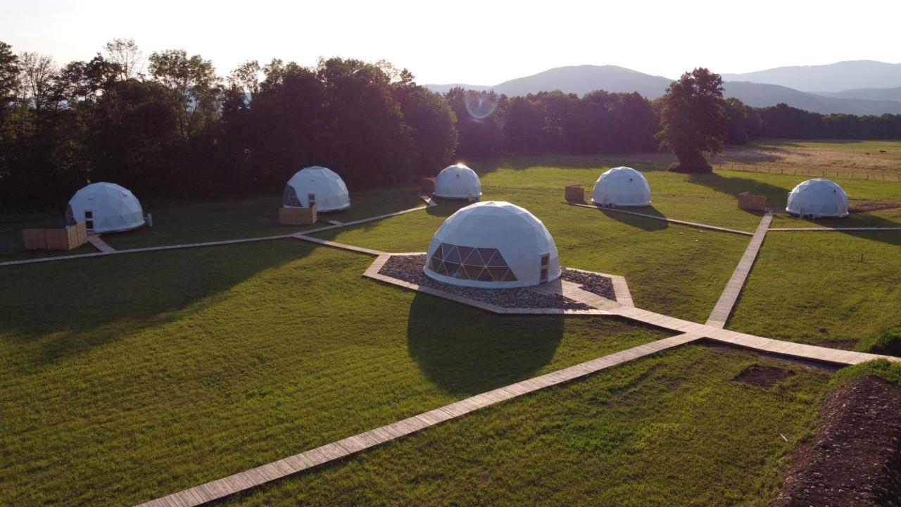 Glamping Resort Dolny Kamenec Eksteriør bilde