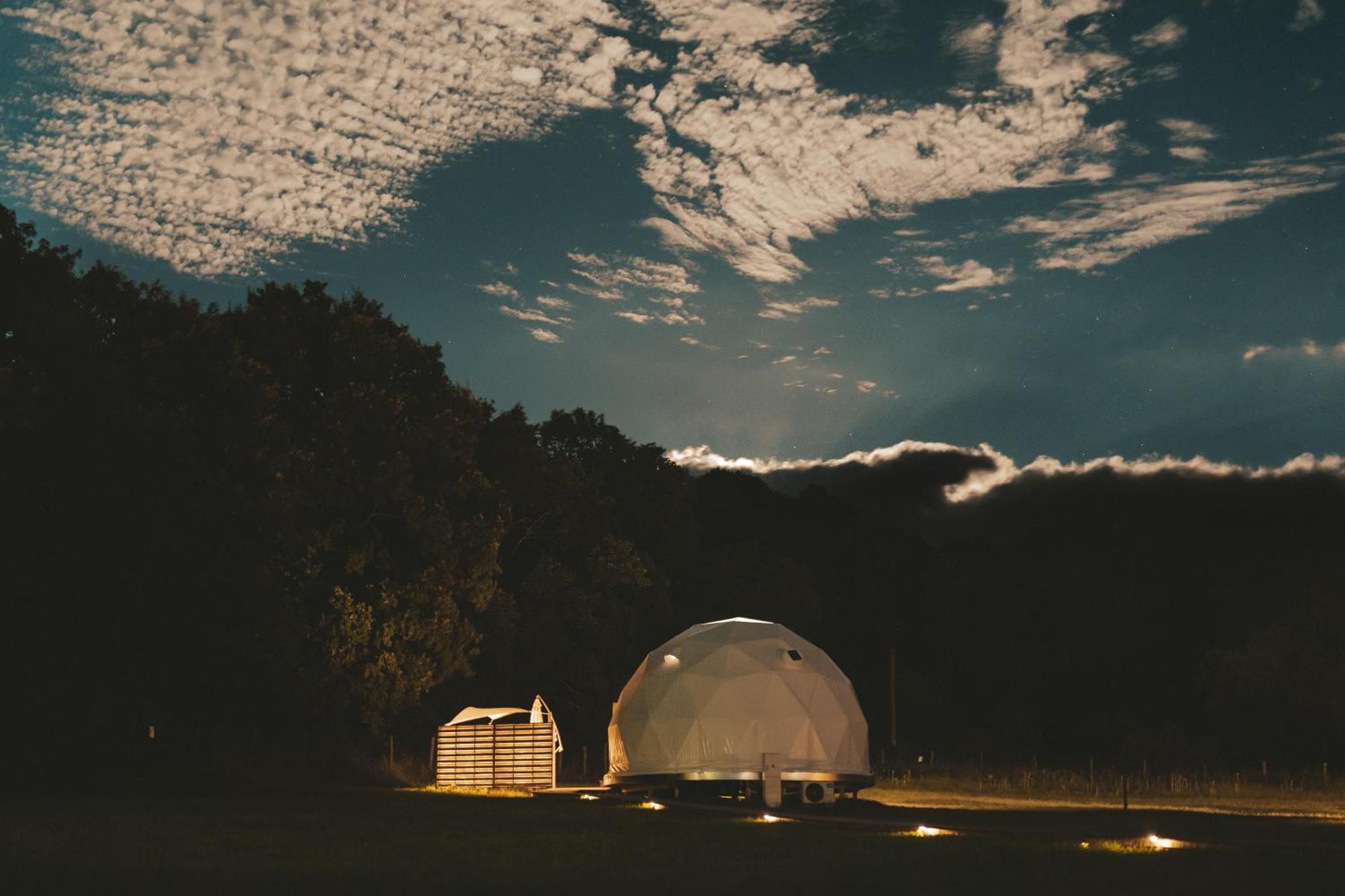 Glamping Resort Dolny Kamenec Eksteriør bilde
